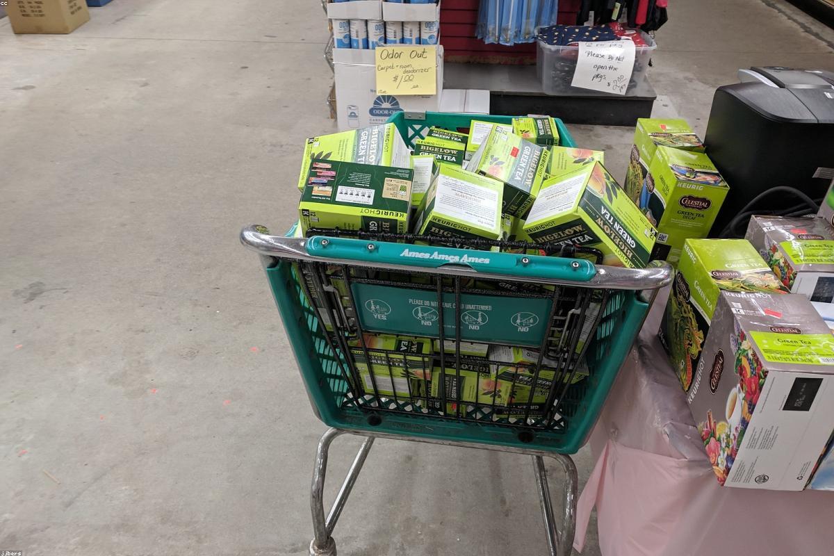 أفكار هدايا Giveaway مبتكرة: دليل تجار زد وسلة لمضاعفة متابعينهم في 2025